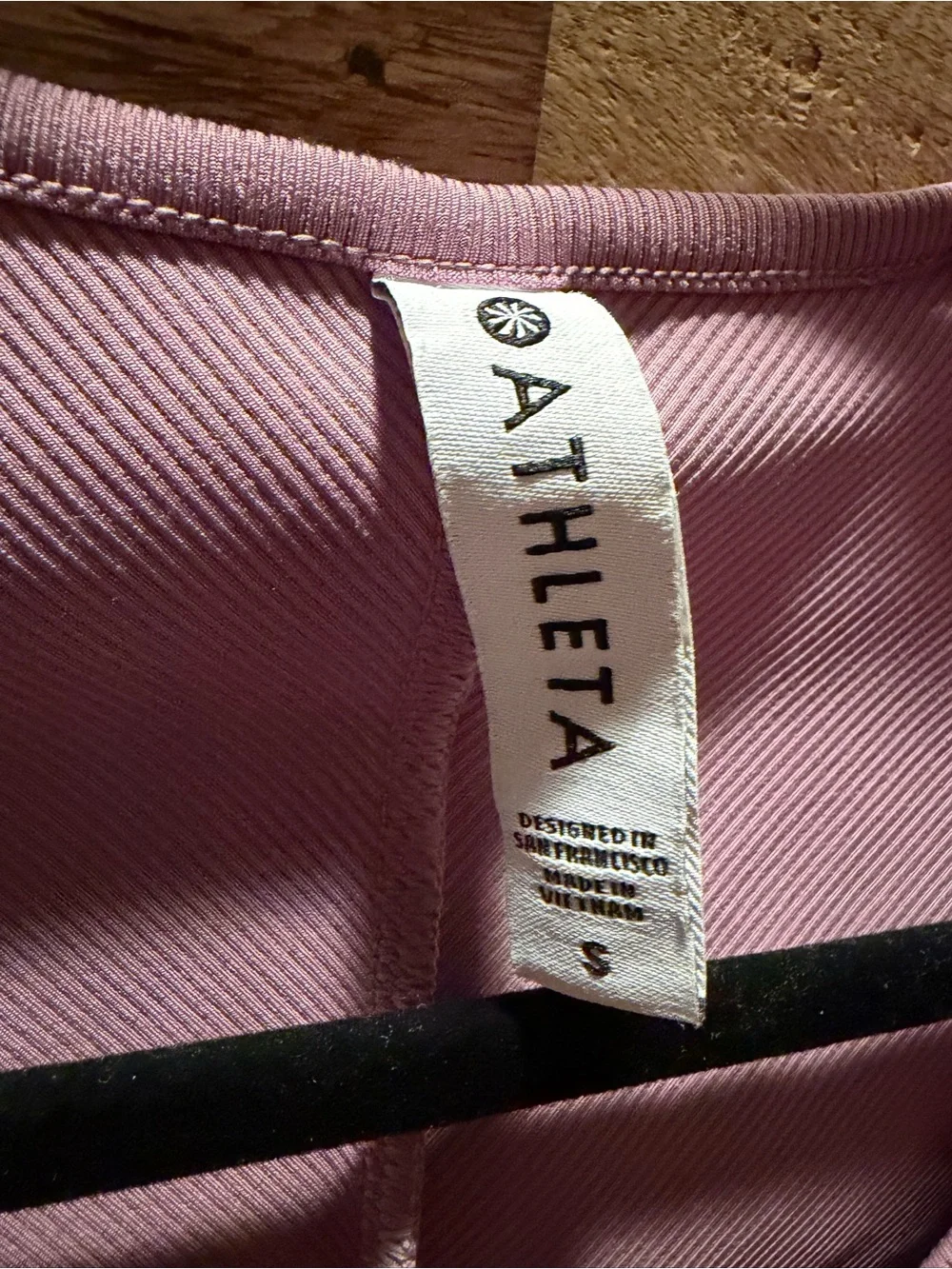 Athleta mauve cap